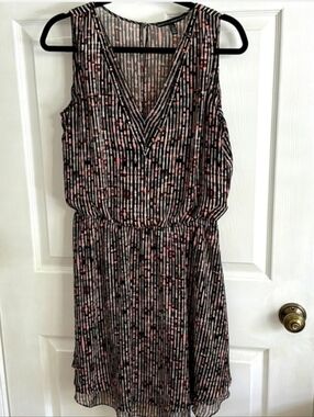 White House Black Market Black Printed V-Neck Dress with Pink Accent